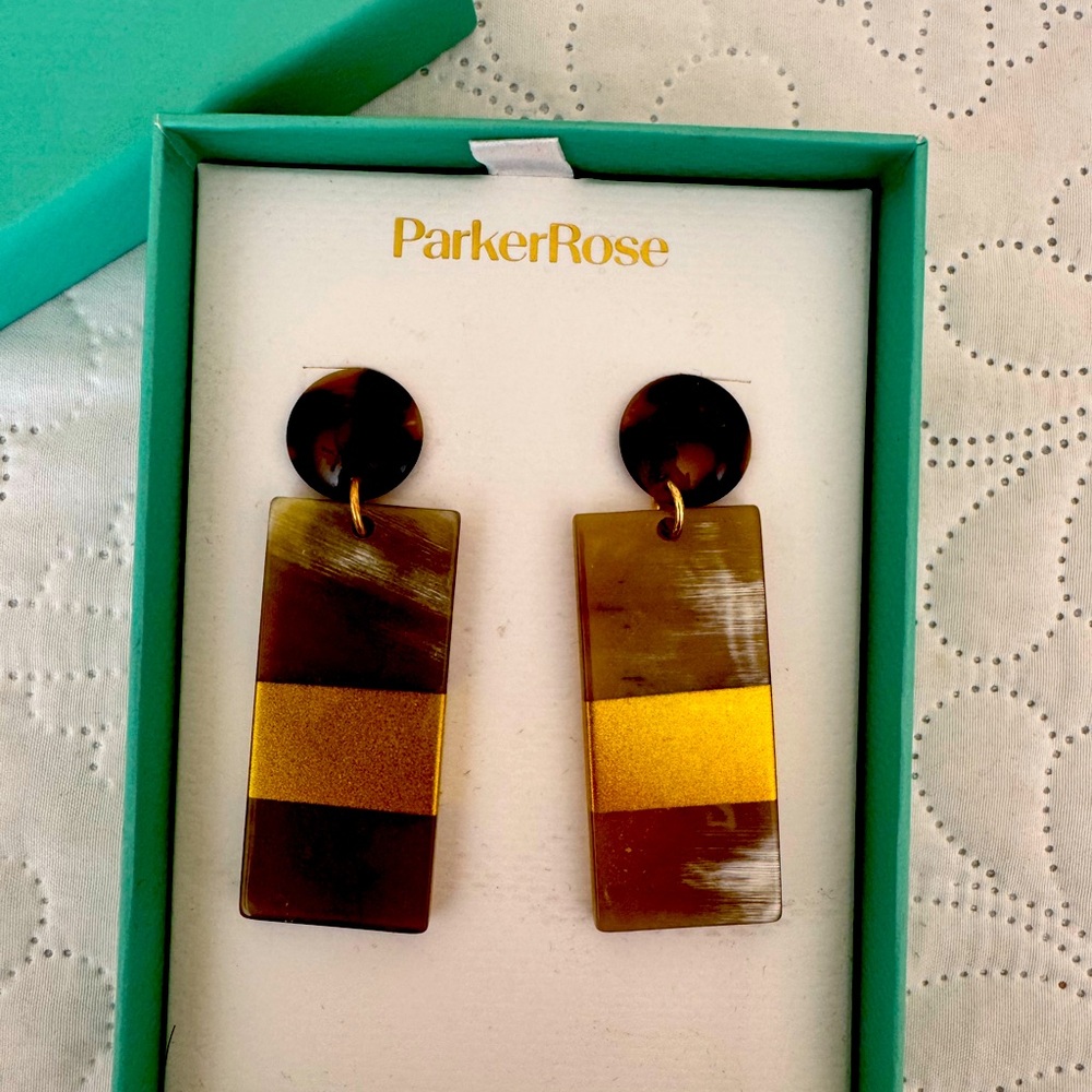 Parker Rose earrings brown NWT